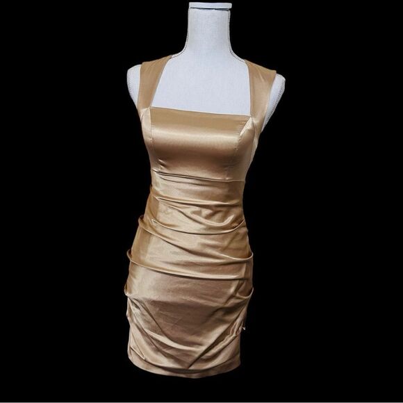 Adrianna Papell Gold Sleeveless Satin Bodycon Mini Dress size XS - Picture 1 of 16